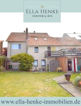 Viel Platz + schöner Garten: Großes Zweifamilienhaus mit 8 Zimmern, Keller + Garage. - Lahstedt