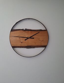 XL Designer Wanduhr handgefertigt - München