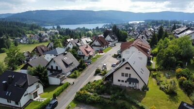 Fußläufig zum See ! Geräumiges, energetisch saniertes 1-2 Familienhaus am Schluchsee !