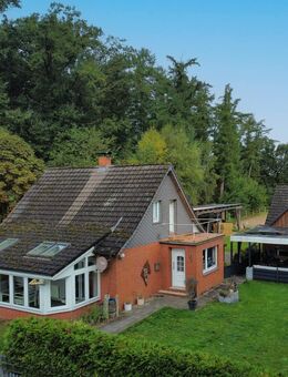 Einfamilienhaus mit großem Grundstück und Pferdeboxen in idyllischer Lage - Axstedt