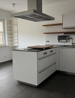 Barrierefreie Dachgeschosswohnung mit eigenem Aufzug - Wetter (Ruhr)