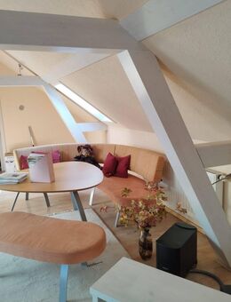 3-Raum Wohnung mit Balkon und Kamin in Zentrum von Sonneberg - Sonneberg