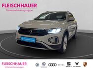 VW T-Roc, 1.5 TSI Life 17 VC, Jahr 2023 - Bonn