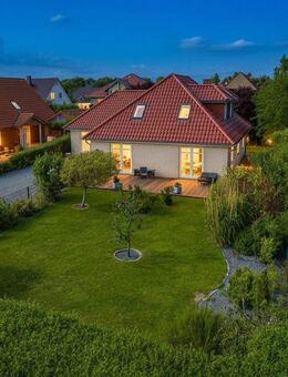 Langballig! EFH mit 175?m², Bj. 2007, sonnig, ruhige Lage, Doppelgarage & Stellplätze - Langballig