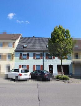 Ansprechendes Stadthaus - zentral und dennoch ruhig wohnen - mit Gartenoase und Garage im Herzen von Donaueschingen ! - Donaueschingen