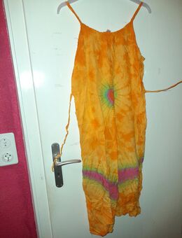 Knielanges gelbes Sommer-Kleid mit Spagetti-Trägern - Nürnberg