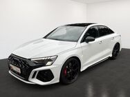 Audi RS3, 2.5 TFSI quattro Limo, Jahr 2023 - Binzen