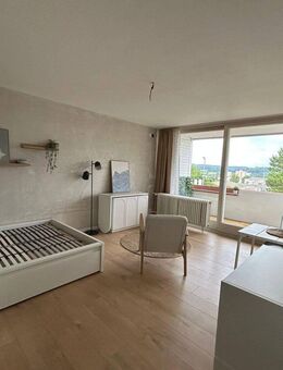 Modern möblierte 1 Zimmer Wohnung mit Balkon und neuer Küche - Tuttlingen