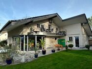 Exklusives Einfamilienhaus mit großer Glasfassade zum Garten in ruhiger Sackgassenlage! - Herne