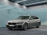 BMW 530, d xDrive M Sport DA Komfortsitz Mild-Hybrid, Jahr 2021 - München