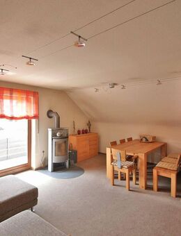 Attraktive 3-Zimmer-Dachgeschosswohnung mit idyllischer Aussicht in Enzklösterle - Enzklösterle