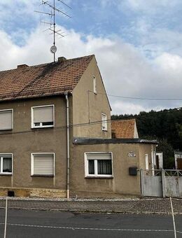 Achtung Schnäppchenjäger! Großes EFH mit rd. 169 m² Wfl.; rd. 1.021 m² Grdstk. - Trossin