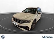 VW Tiguan, 2.0 TDI R-Line SiHz, Jahr 2021 - Erfurt