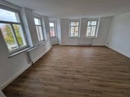 Schöne geräumige und helle vier Zimmer Wohnung Auerbach/Vogtland - Auerbach (Vogtland)
