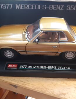 Modellautol in 1:18 Mercedes Benz 350 SL Coupe-Cabrio siehe dazu dir Fotos - Meckenheim