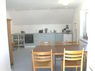 3 1/2-Zimmer-DG-Wohnung in Crailsheim-Teilort (voll möbliert) - Vermietung bis 31.07.2026 befristet - Crailsheim