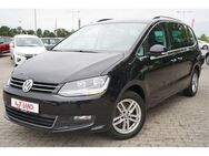 VW Sharan 2.0 TDI 7-Sitzer Navi AHK Sitzheizung PDC - Sandersdorf Brehna