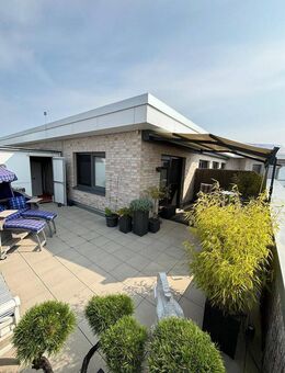 Schöne Staffelgeschosswohnung mit großer Dachterrasse und Tiefgarage, von PRIVAT! - Seevetal