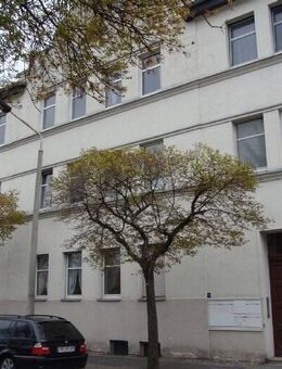 3-Raumwohnung im 1.OG mit abgeschl. Innenhof im mediterranen Stil! - Forst (Lausitz)