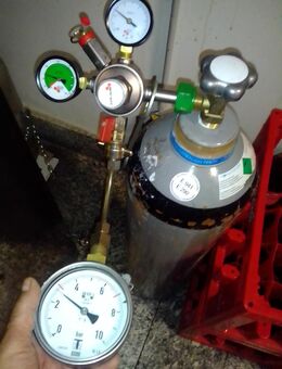 Suche gebrauchte CO2 Flaschen - Aschaffenburg