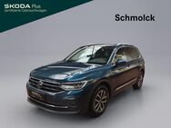 VW Tiguan, 2.0 TDI Life 150PS, Jahr 2022 - Emmendingen