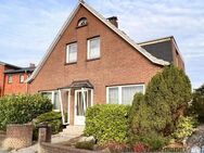 Einfamilienhaus mit Blick auf die Schlutuper Wiek: 137 m² mit 7 Zimmern auf 398 m² Eigenland - Lübeck