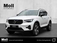 Volvo XC40, B3 Benzin Plus Dark Business-Paket Pixel, Jahr 2024 - Wuppertal