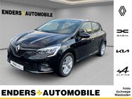 Renault Clio, 1.6 V Experience E-TECH Hybrid EU6d EXPERIENCE E-Tech 140, Jahr 2021 - Fulda