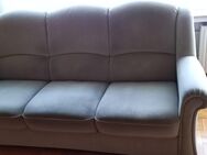Sofa und Sessel, sehr guter Zustand, kaum gebraucht, Selbstabholung - Meschede (Kreis- und Hochschulstadt)