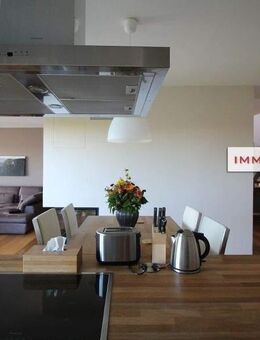 IMMOBERLIN.DE - Stilvoll in Toplage! Luxuswohnung mit Südwestterrasse, Sonnendeck, Kamin, Lift, Tiefgaragenplatz u.a.m. - Berlin