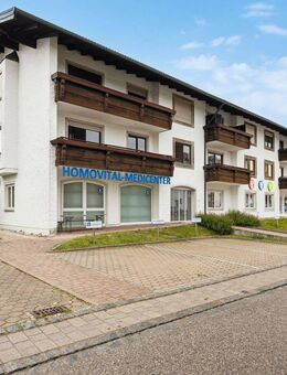 Charmante und einladende 3-Zimmer-Wohnung mit Südbalkon in begehrter Wohnlage von Eggstätt - Eggstätt
