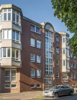 Helle, geräumige 4-ZKB-Balkonwohnung in der Südstadt zu vermieten! - Wilhelmshaven