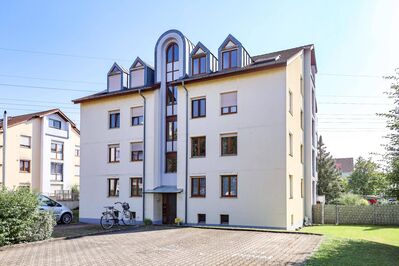 Sonnige 5-Zimmer-Maisonettewohnung in Rheinfelden, inkl. TG-Stellplatz u. Stellplatz im Freien!