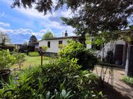 MANNELLA *Herausforderung für 2025?* Haus + Bungalow + Garagen am Bahnhof Troisdorf mit schönem Garten - Troisdorf