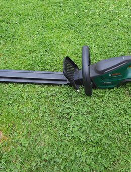 Bosch Akku-Heckenschere UniversalHedgeCut 18V-50 - ohne Akku | ohne Ladegerät - Jever