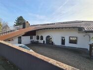 Obergeschoss einer Villa - Große Wohnung mit 5 Schlafzimmern nur als WG zu vermieten - Heidenheim (Brenz)