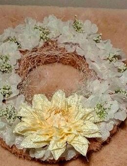Kränze aus Seidenblumen. Trockenblumen. Schleifen. Handarbeit - Kempen