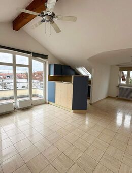 2 Zimmer-Dachgeschoss-Wohnung in Marbach - Marbach (Neckar)