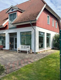 Schönes Wohn- und Geschäftshaus in zentraler Lage im Ostseebad Prerow - Prerow (Ostseebad)