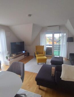 Exklusive, modern sanierte 4-Zimmer-Maisonette mit Smart-Home, Kamin und Balkon in Bestlage von Isenbüttel - Isenbüttel