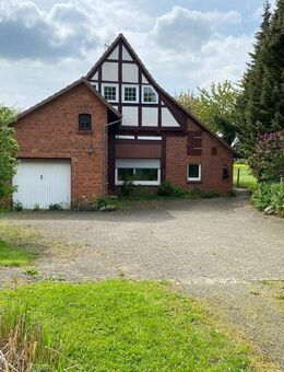 Solides freistehendes Einfamilienhaus-Fachwerkhaus - Hessisch Oldendorf