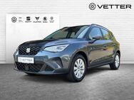 Seat Arona, 1.0 TSI Style, Jahr 2022 - Pressig