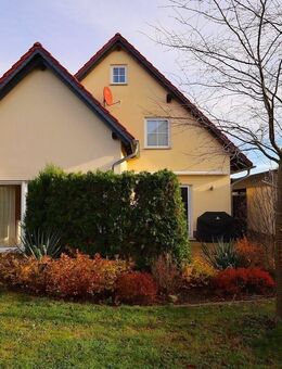 Freistehendes Einfamilienhaus in Grimma +++ Kamin, EBK, Keller, FuBoHe, Garage ... - Grimma