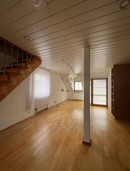 2,5-Zimmer-Wohnung mit Balkon - Neumarkt (Oberpfalz)
