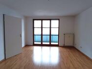 Schöne 2-Zimmer-Wohnung mit Loggia! - Plauen