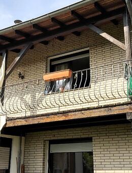 **Flexibles Zweifamilienhaus in sehr ruhiger und zentraler Lage von Zülpich** - Zülpich