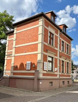 Vielseitig nutzbares Geschäftshaus in Merseburg – zentrale Lage & 7,5?% Bruttorendite - Merseburg