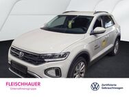 VW T-Roc, 1.5 TSI Life 17 VC, Jahr 2023 - Bonn