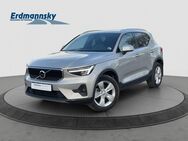 Volvo XC40, B4 Core hzb LK, Jahr 2023 - Celle