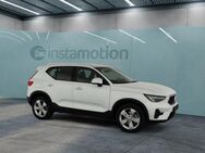 Volvo XC40, B3 Mild-Hybrid, Jahr 2025 - München